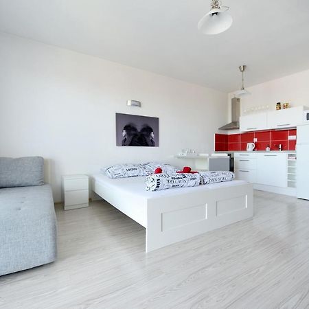 Apartman Centroom Пьештяни Экстерьер фото