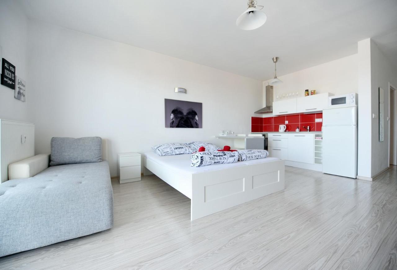 Apartman Centroom Пьештяни Экстерьер фото