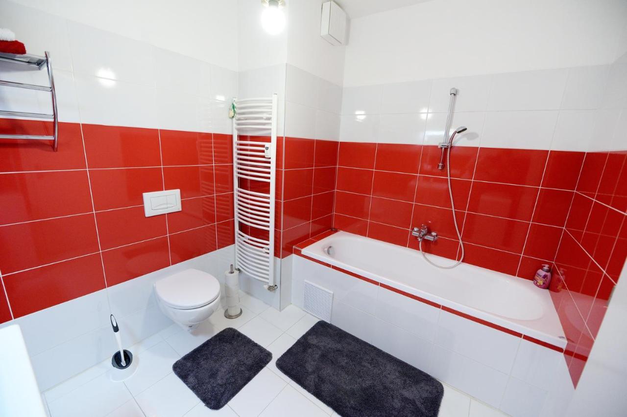Apartman Centroom Пьештяни Экстерьер фото
